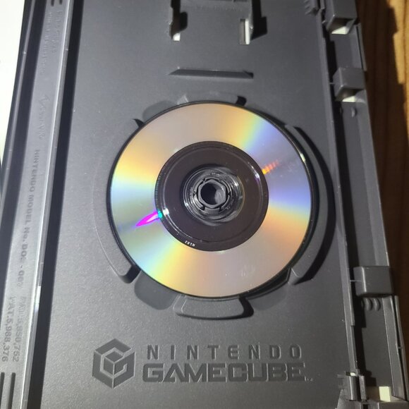 Worms 3D Nintendo Gamecube Game (CIB) - Picture 3 of 3